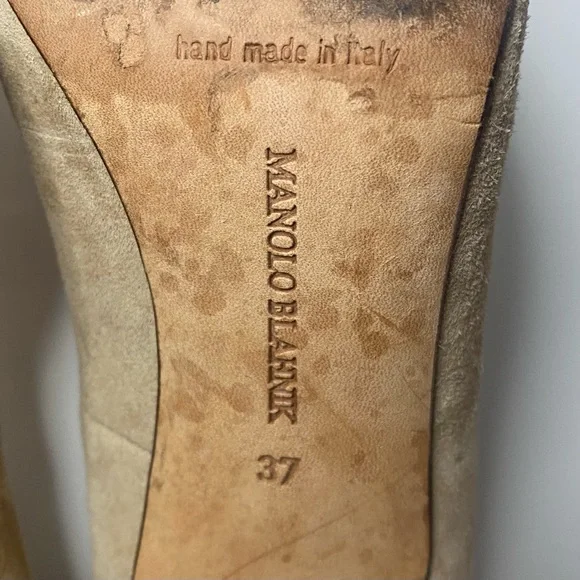 MANOLO BLAHNIK BB CAPTOE SUEDE PUMPS - Picture 10 of 11